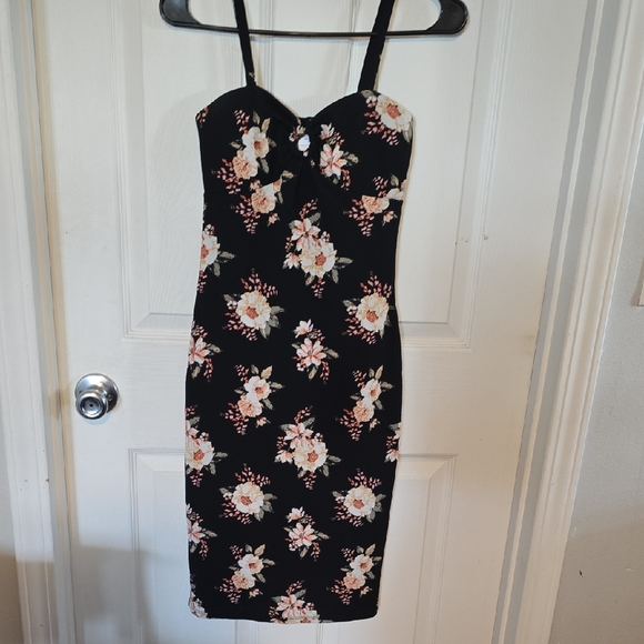 No Boundaries Dresses & Skirts - No Boundaries Black Floral Strapless Dress